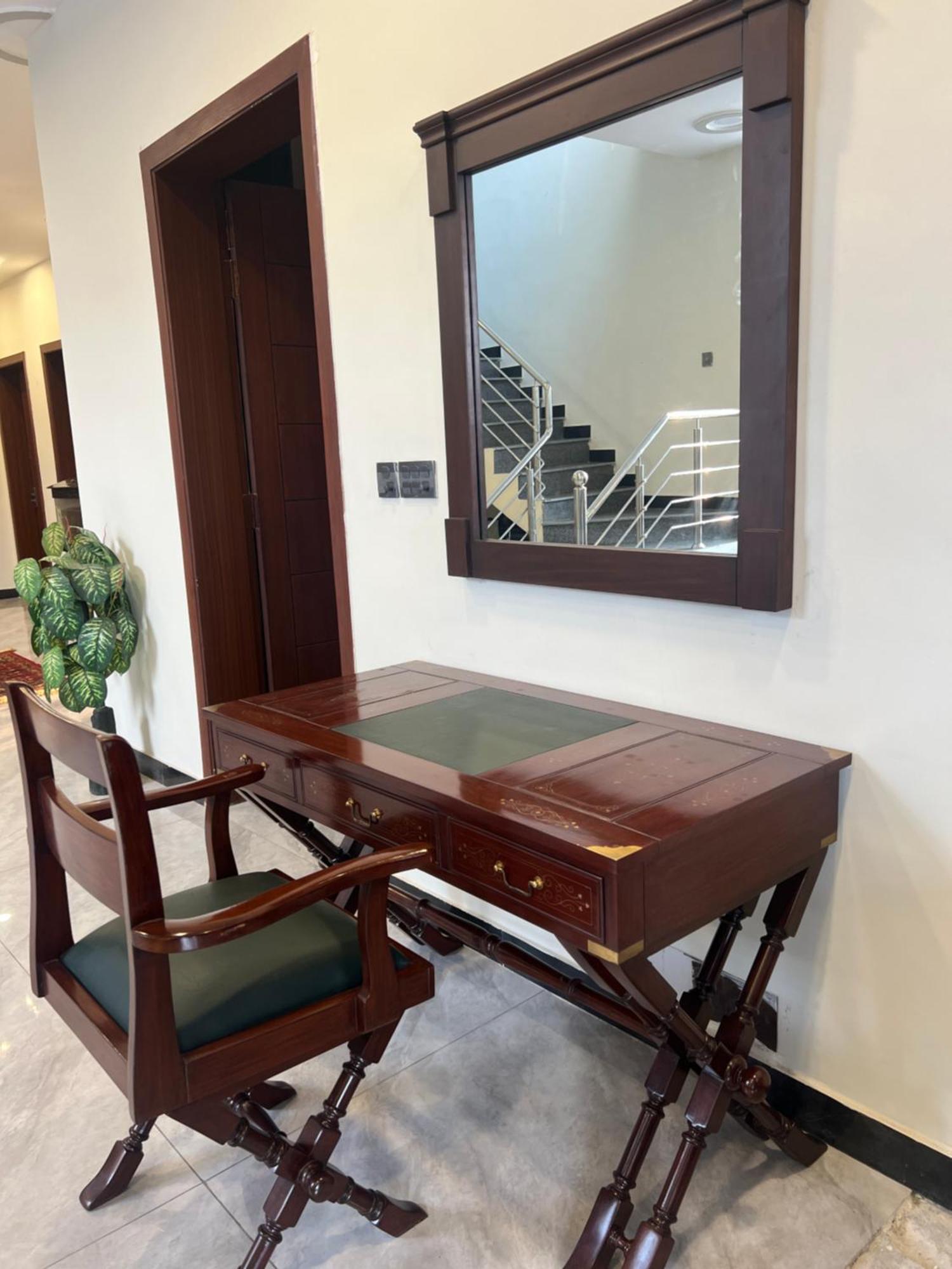 Deluxe King Room In Silverscape Residence Rawalpindi Eksteriør billede